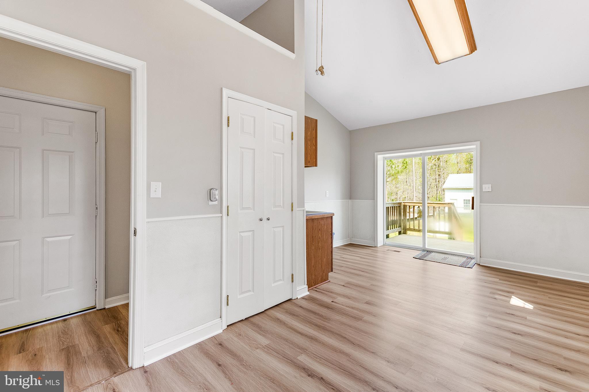 40280 Wathen Road Leonardtown, MD 20650 - Photo 20 of 64 Massive mudroom w/ access to rear yard & garage.