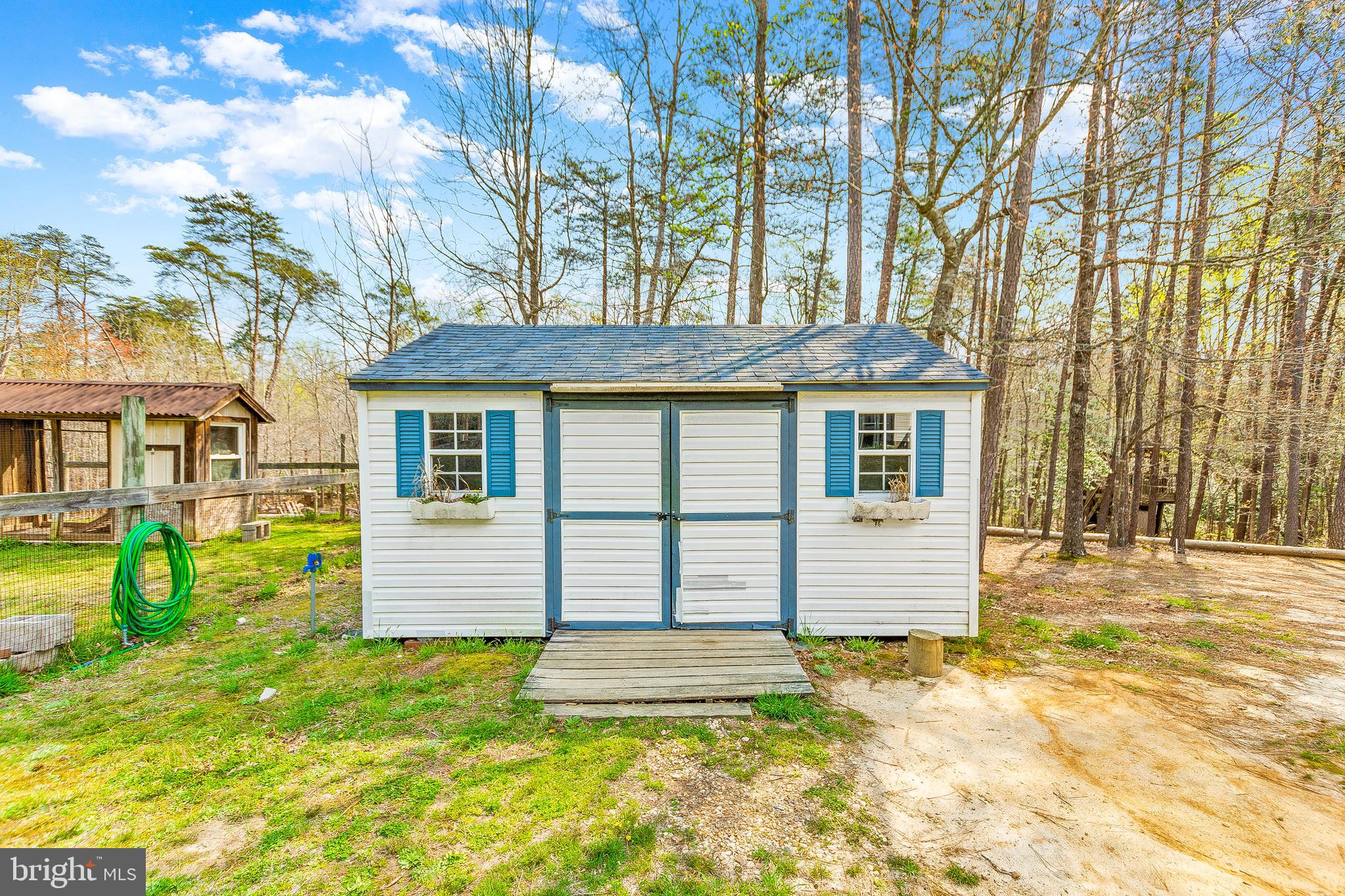 40280 Wathen Road Leonardtown, MD 20650 - Photo 49 of 64 Storage shed