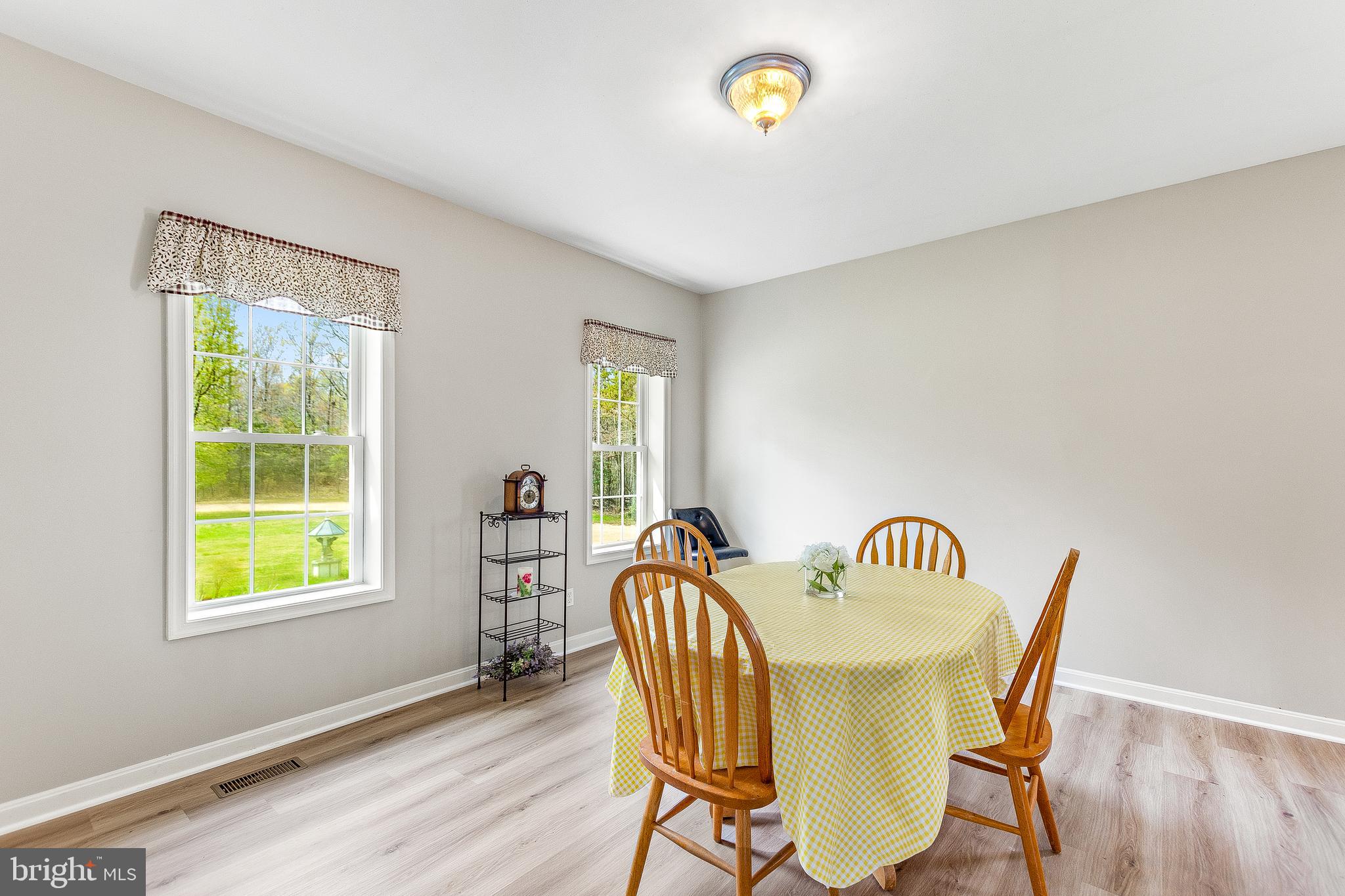 40280 Wathen Road Leonardtown, MD 20650 - Photo 9 of 64 Breakfast area w/ 2 large windows