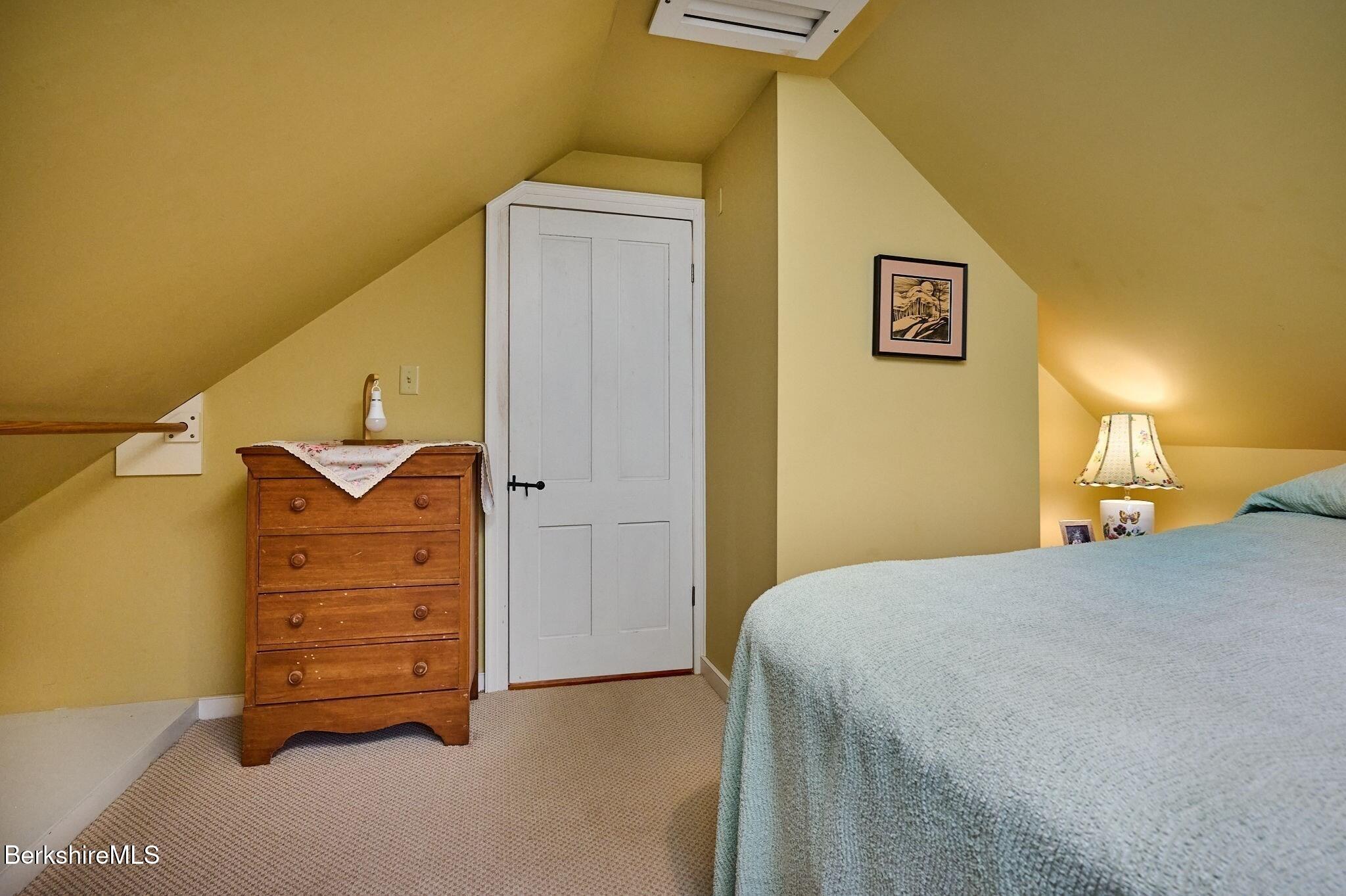 10 Maple Street Plainfield, MA 01070 - Photo 26 of 42 26-bedrm