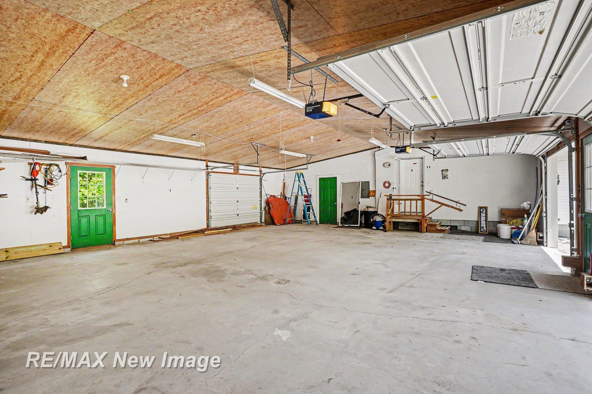 2827 North 11 Mile Road Coleman, MI 48618 - Photo 29 of 38