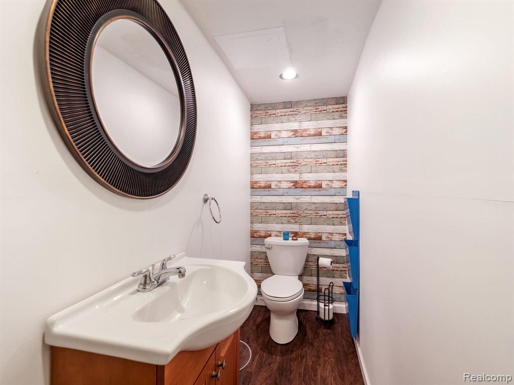 32110 Lahser Road Beverly Hills, MI 48025 - Photo 28 of 41