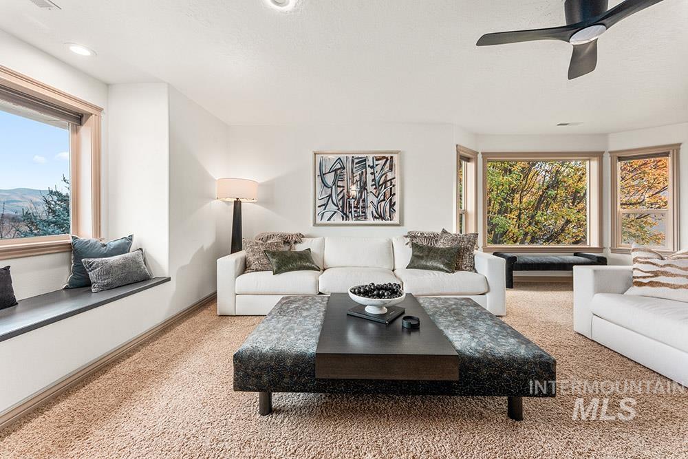 256 East Lake Rim Lane Boise, ID 83706 - Photo 17 of 34