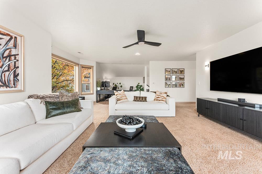 256 East Lake Rim Lane Boise, ID 83706 - Photo 18 of 34