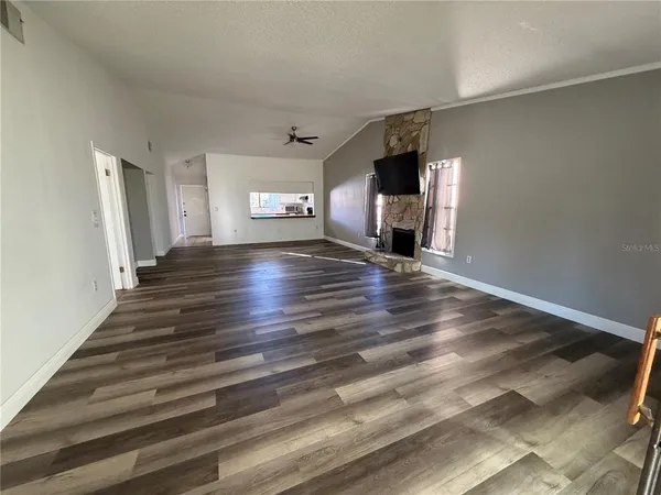 $1,400 | 9980 Eagles Point Circle, Unit 3, Port Richey, FL 34668