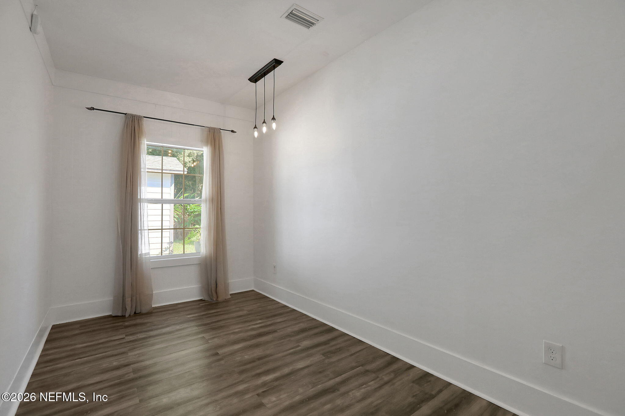 708 Spring Street Green Cove Springs, FL 32043 - Photo 45 of 65 28-web-or-mls-297A4933