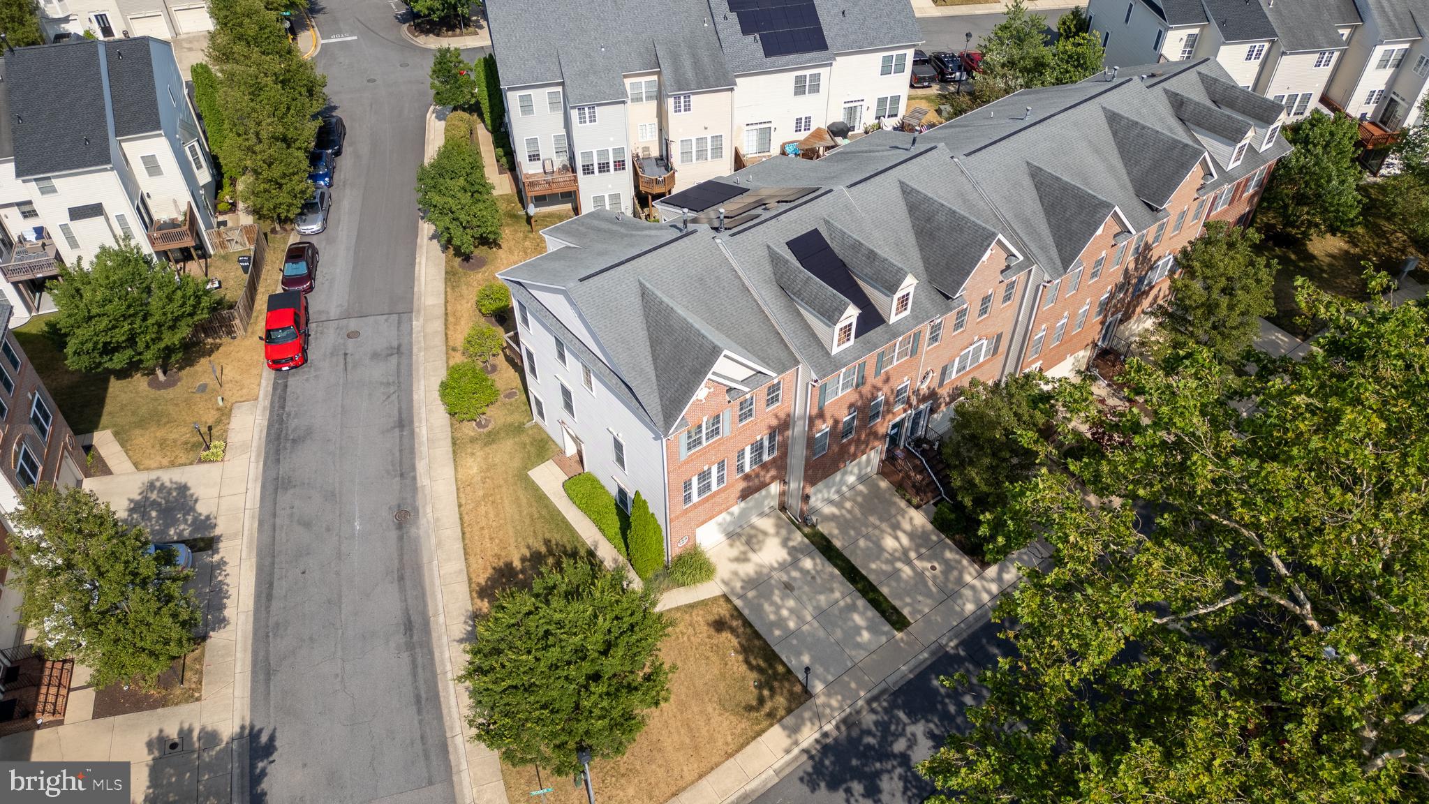 2417 Ogden Square Crofton, MD 21114 - Photo 3 of 14