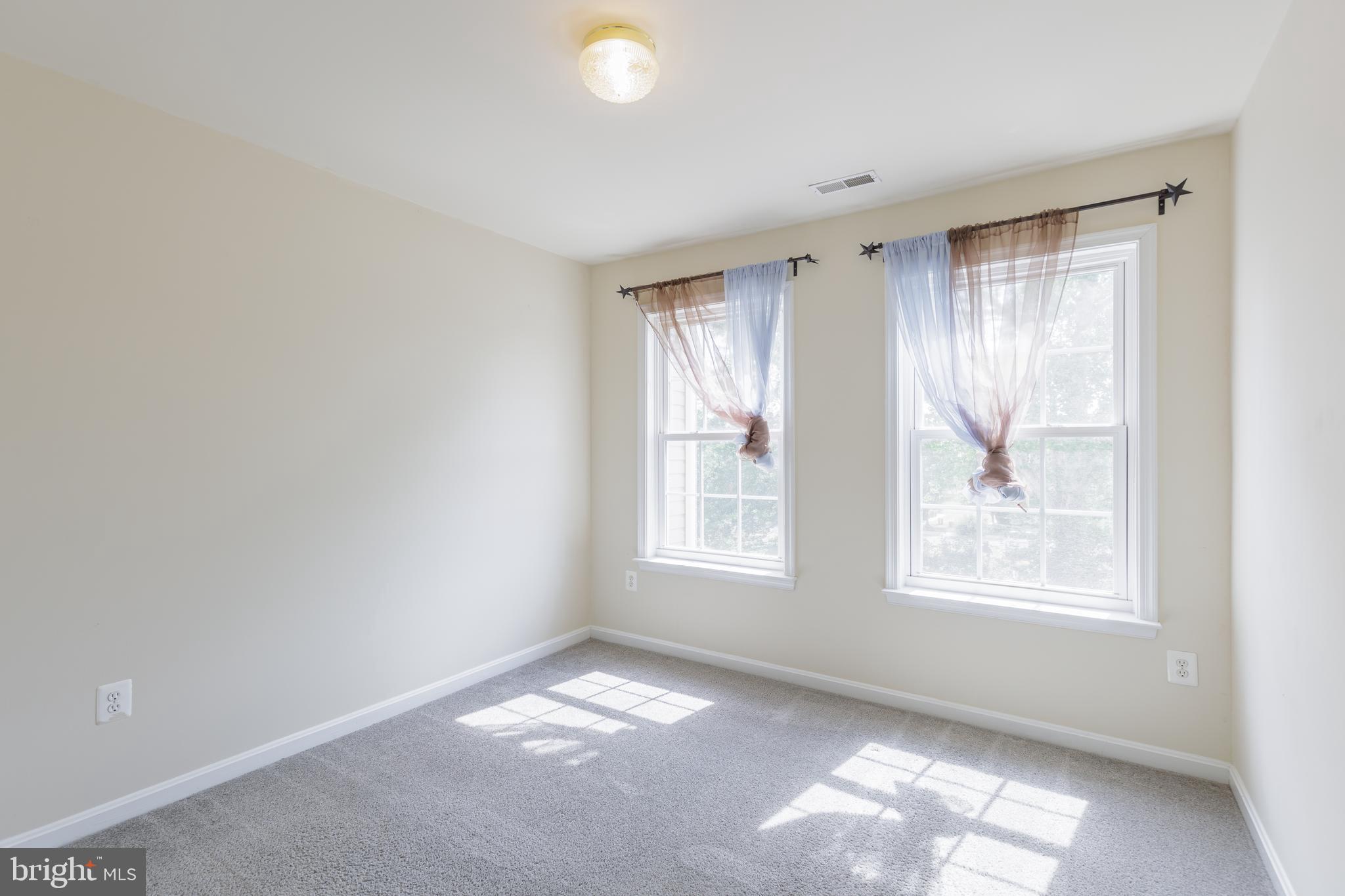 2417 Ogden Square Crofton, MD 21114 - Photo 9 of 14