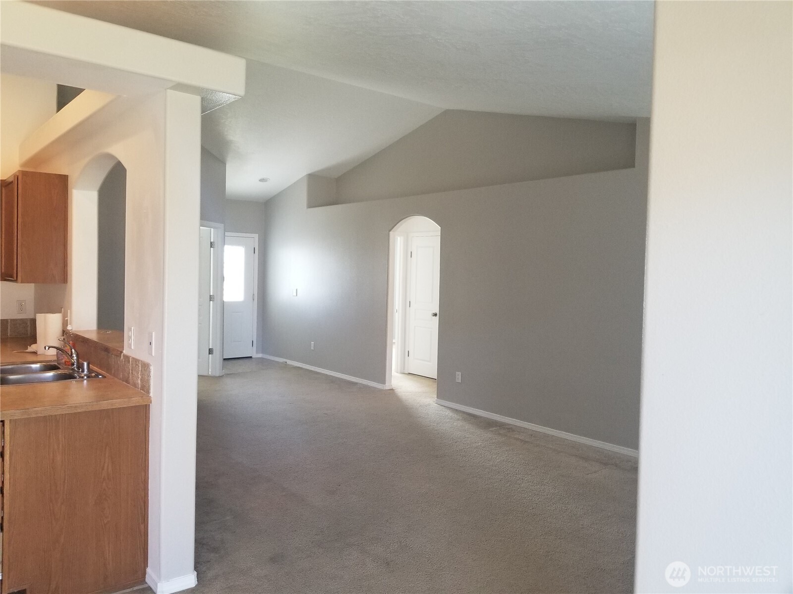828 South Rees Street Moses Lake, WA 98837 - Photo 4 of 10 Gallery Image 4