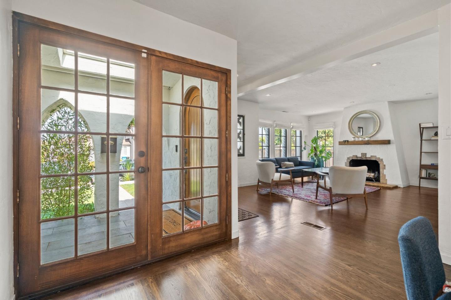 17 Stanley Road Burlingame, CA 94010 - Photo 13 of 49 Gallery Image 13