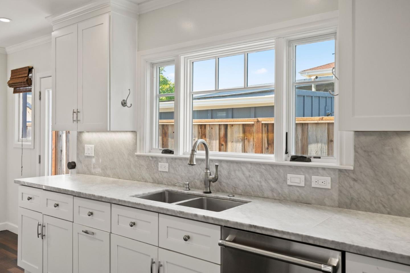 17 Stanley Road Burlingame, CA 94010 - Photo 17 of 49 Gallery Image 17