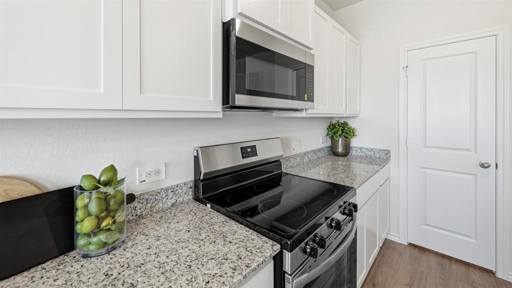 1957 Freeman Street Tyler, TX 75704 - Photo 9 of 25 Kitchen