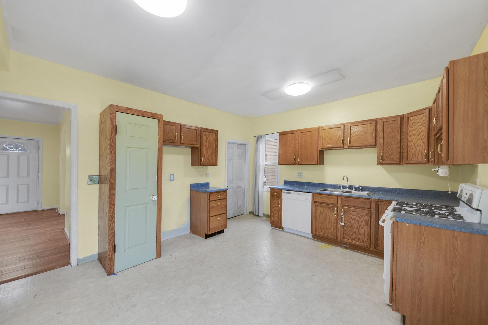 780 South Elm Avenue Kankakee, IL 60901 - Photo 8 of 17