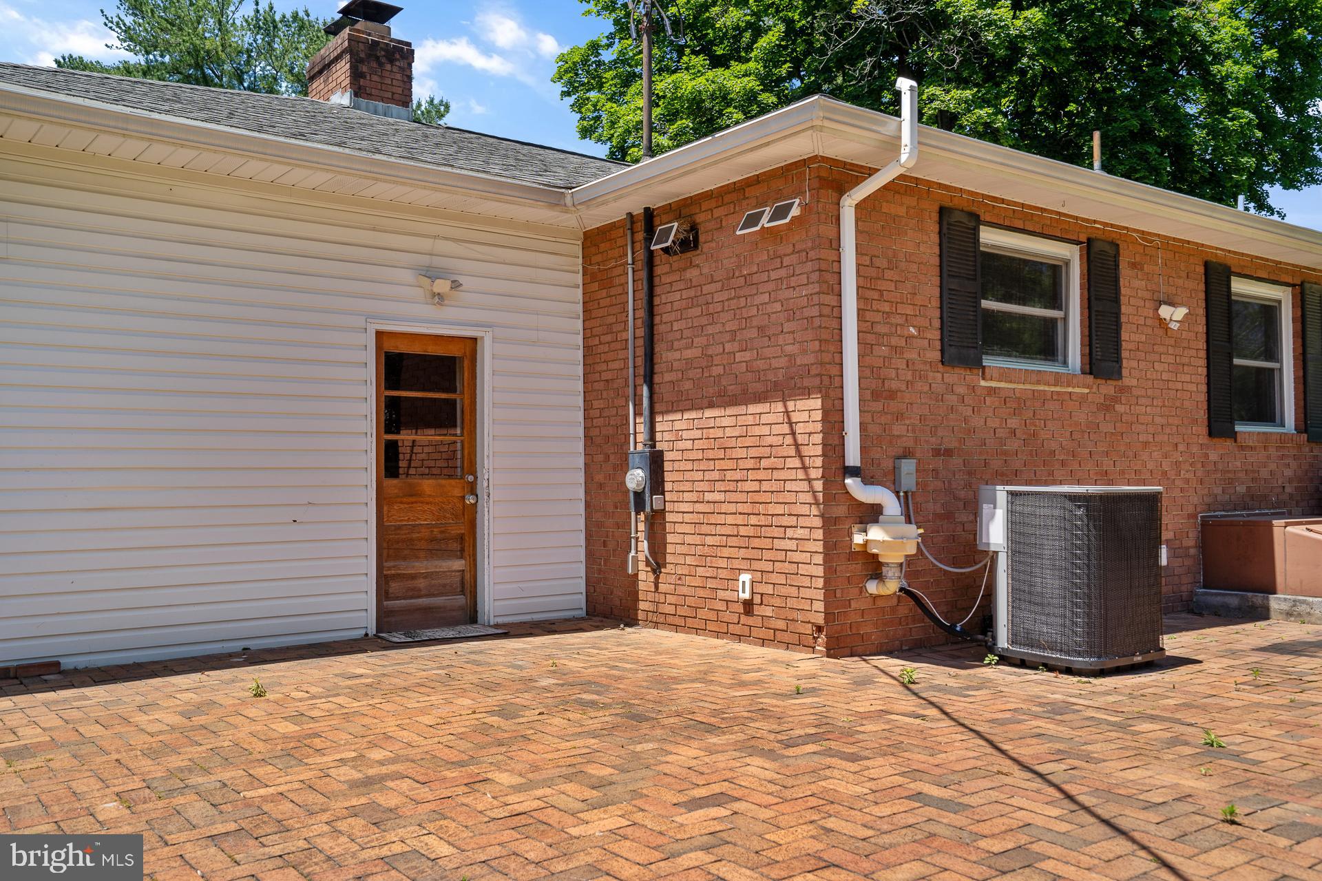 7927 Old Seventh Street Frederick, MD 21702 - Photo 30 of 33