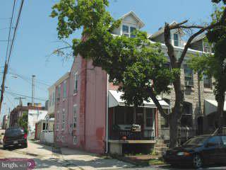 911 Perry Street Reading, PA 19604 - Photo 1 of 1 Gallery Image 1