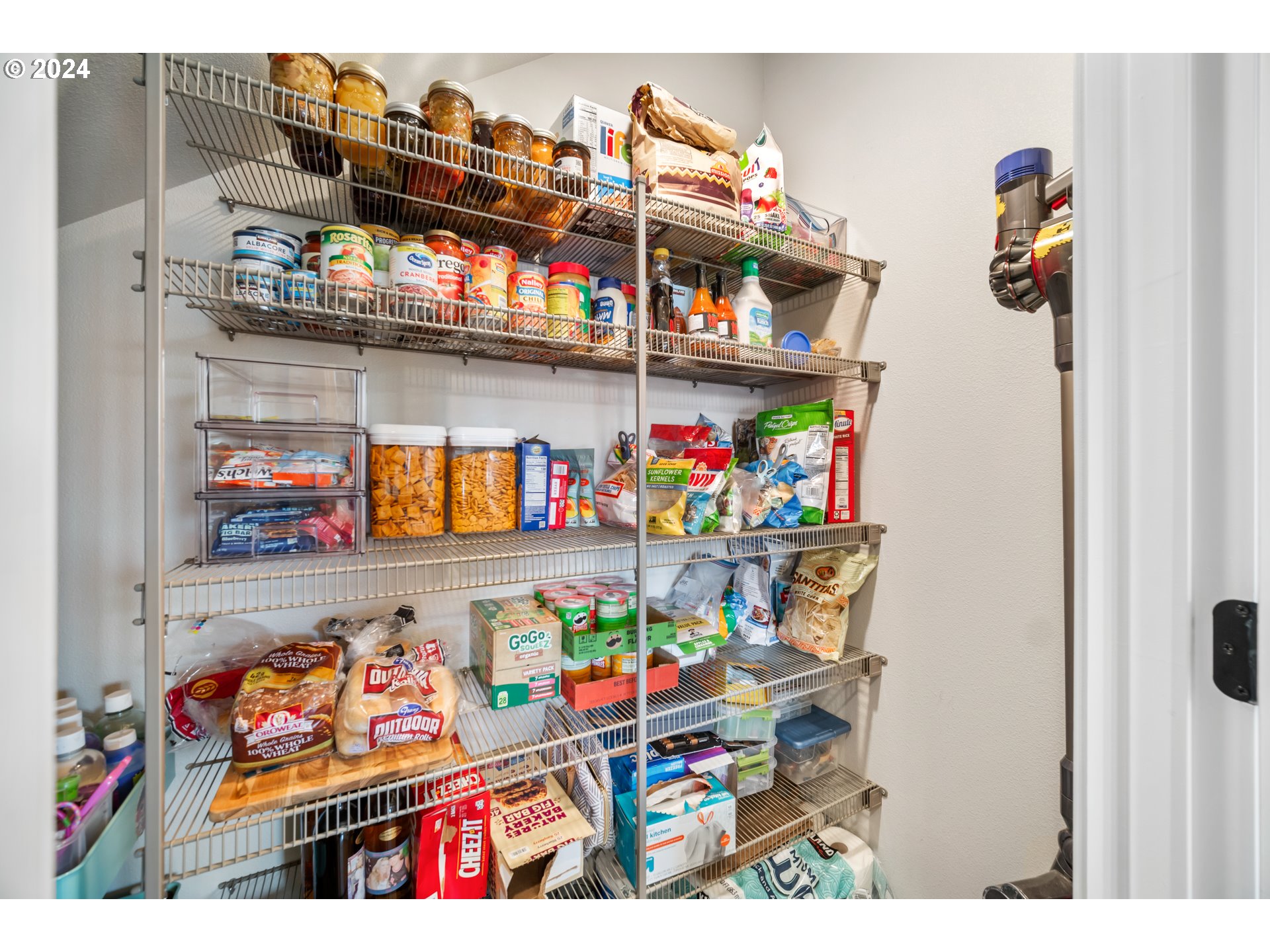 2408 South Eagle Ridge Drive Ridgefield, WA 98642 - Photo 11 of 32 a store room with lots of different kinds of stuff