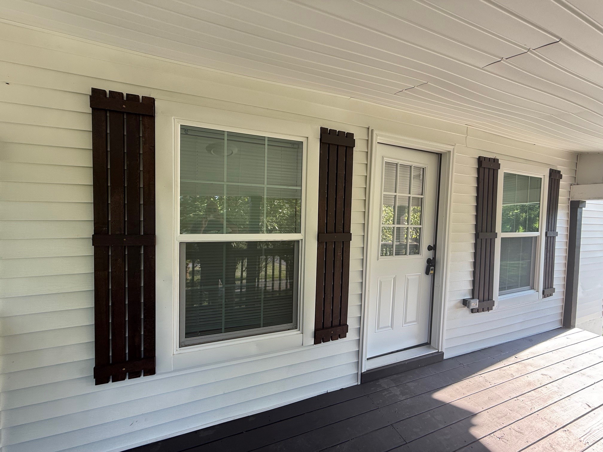 140 Phillips Street Pulaski, TN 38478 - Photo 31 of 32 a view of front door deck and living room