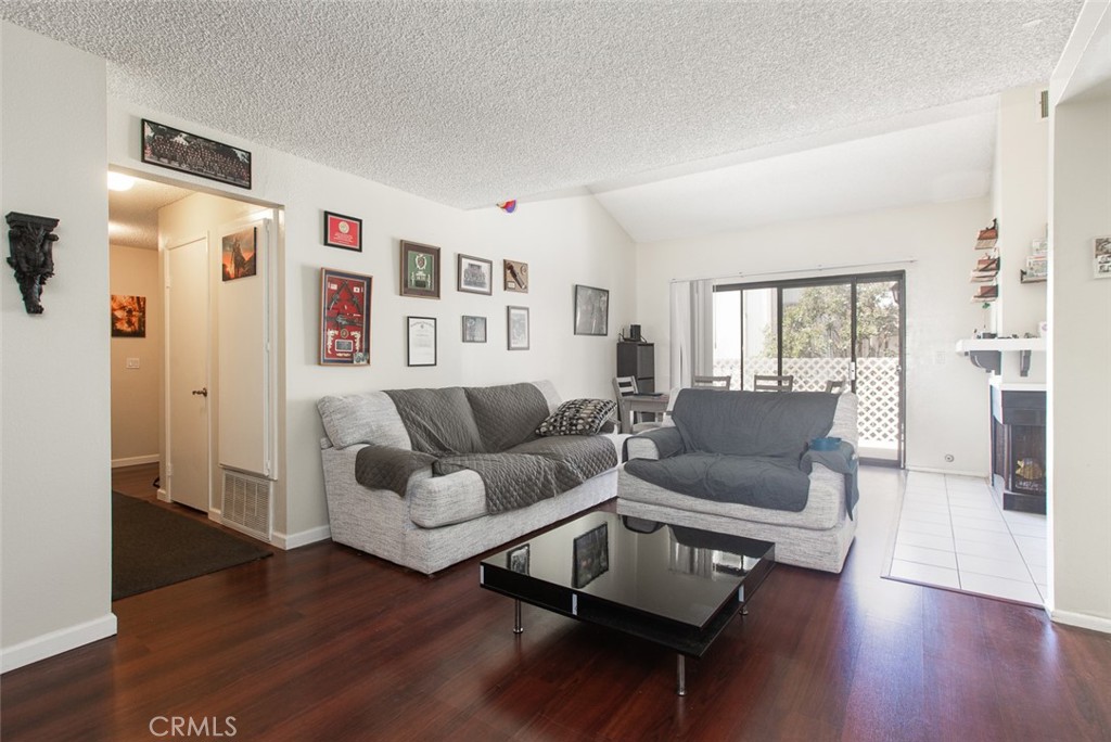 528 Derby Road San Dimas, CA 91773 - Photo 5 of 50