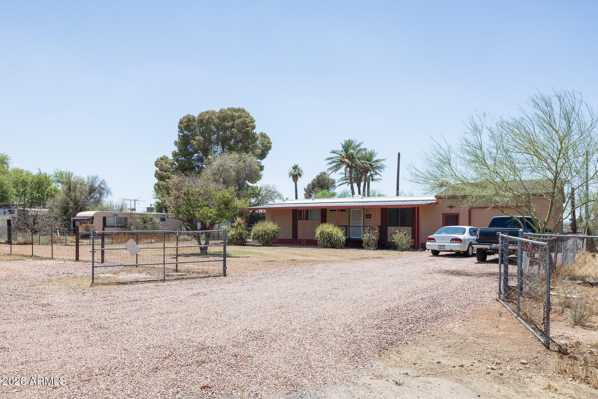 11822 North McGee Road Valley Farms, AZ 85191 - Photo 3 of 36 11822 N McGee - Front Right Street View