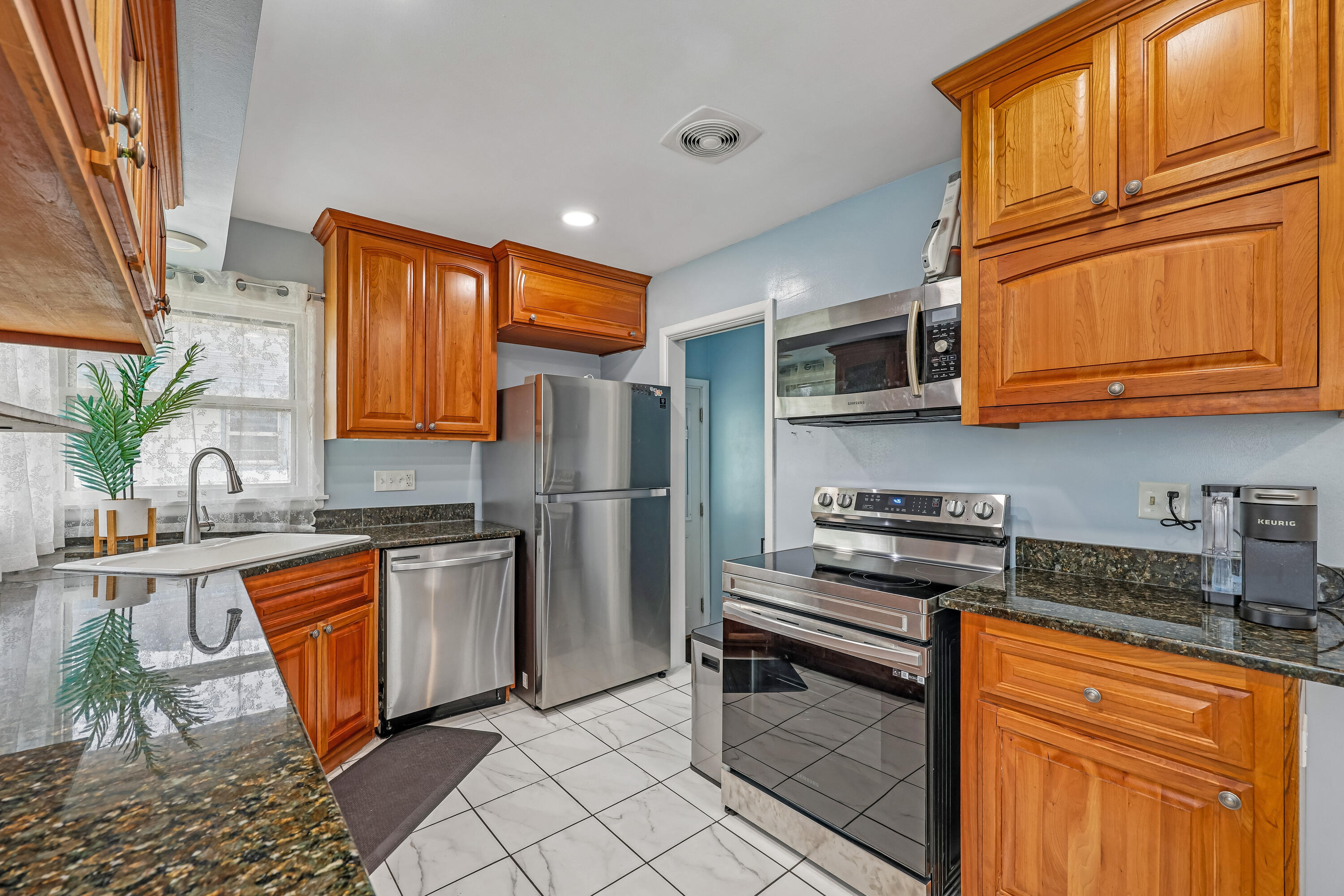 3404 South 73rd Street Milwaukee, WI 53219 - Photo 11 of 40 11-print-S 73rd St-S2804-011