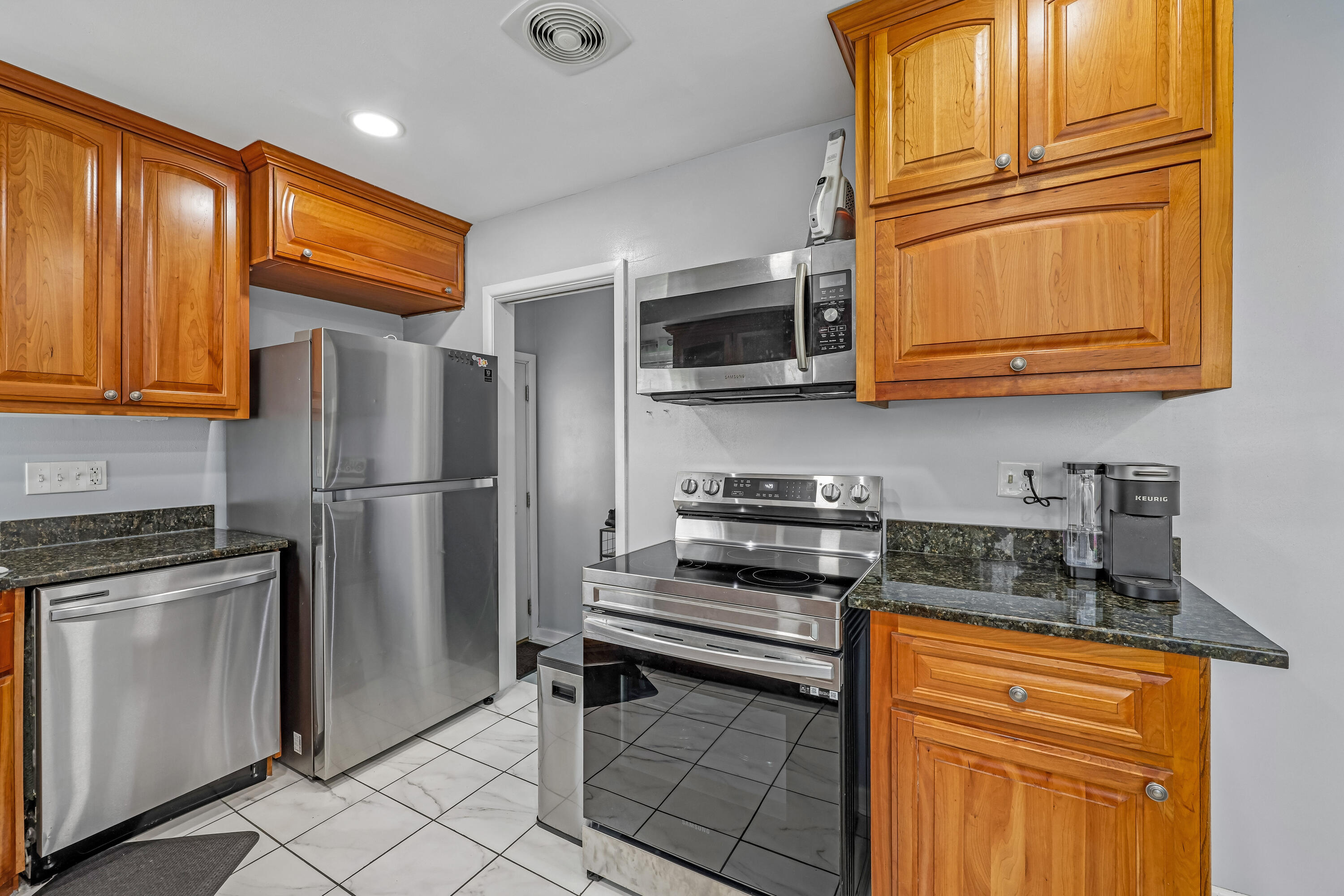 3404 South 73rd Street Milwaukee, WI 53219 - Photo 15 of 40 15-print-S 73rd St-S2804-015