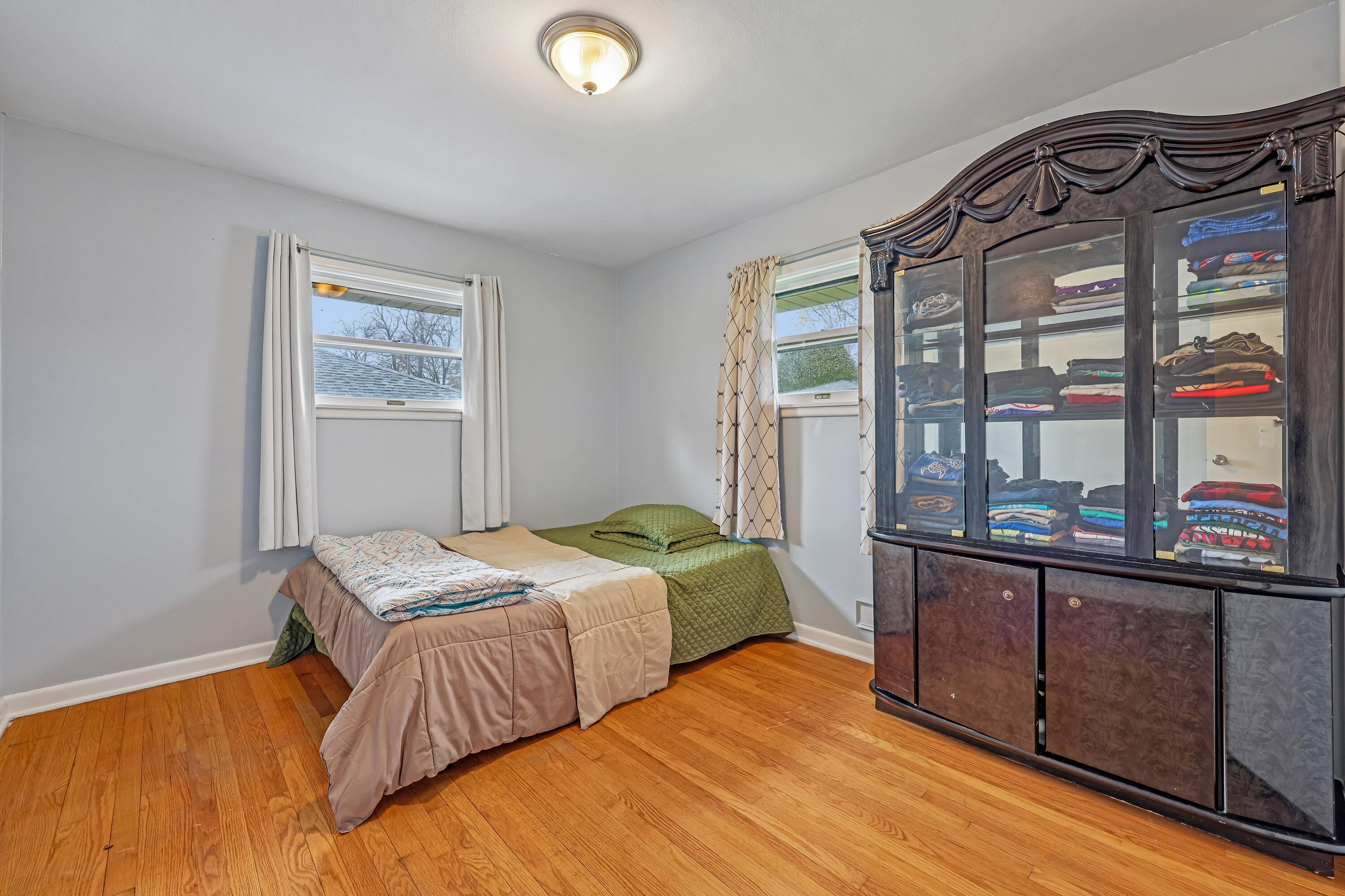 3404 South 73rd Street Milwaukee, WI 53219 - Photo 18 of 40 Bethroom