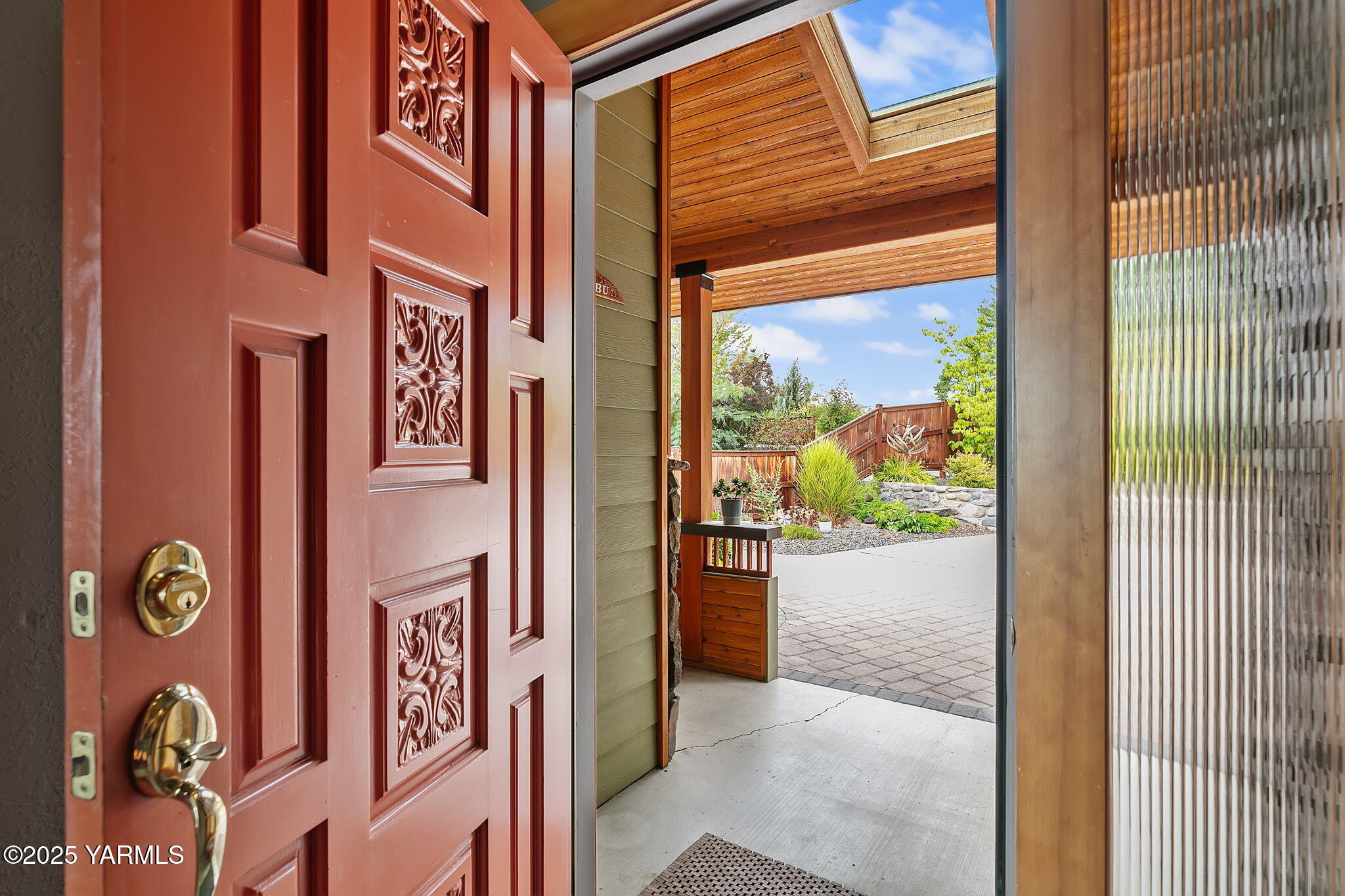 720 Ghormley Road Yakima, WA 98908 - Photo 21 of 47 a view of a street sign