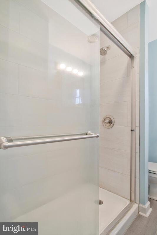 1263 Circle Drive Halethorpe, MD 21227 - Photo 27 of 40 Main Bathroom