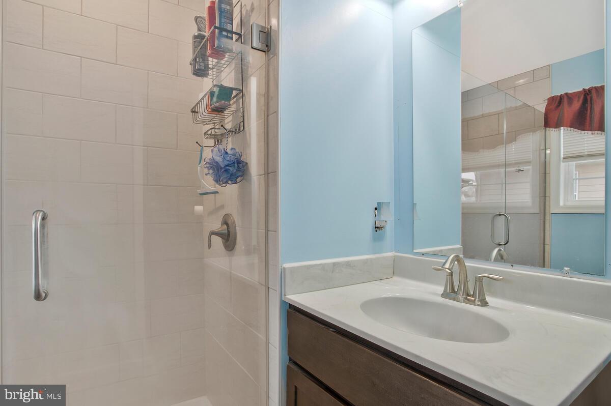 1263 Circle Drive Halethorpe, MD 21227 - Photo 35 of 40 In-law Suite Bathroom