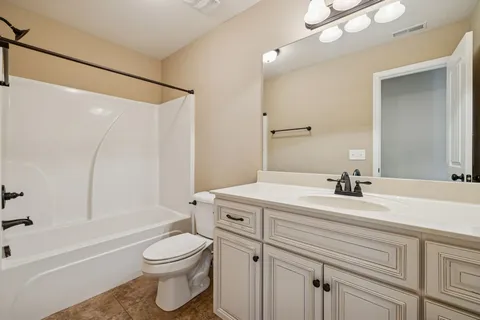 $670,000 | 2058 Lequire Lane, Spring Hill, TN 37174