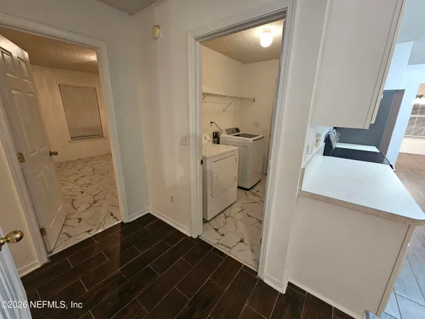 $2,100 | 2719 Taylor Hill Drive, Jacksonville, FL 32221