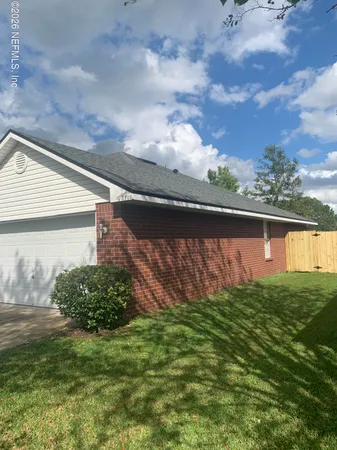 $2,100 | 2719 Taylor Hill Drive, Jacksonville, FL 32221