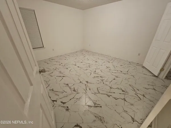 $2,100 | 2719 Taylor Hill Drive, Jacksonville, FL 32221