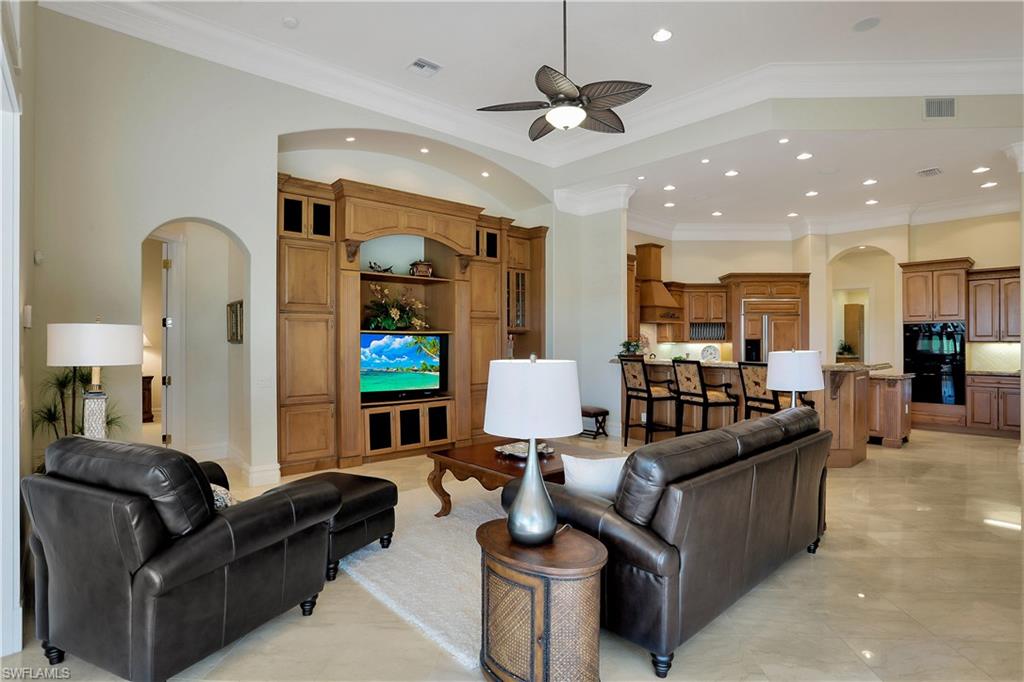 404 Terracina Way Naples, FL 34119 - Photo 13 of 26 Gallery Image 13
