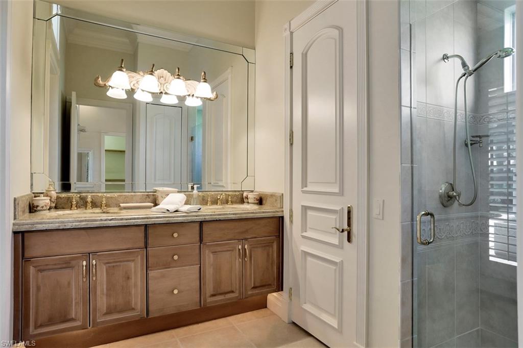 404 Terracina Way Naples, FL 34119 - Photo 19 of 26 Gallery Image 19