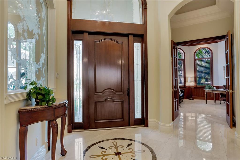404 Terracina Way Naples, FL 34119 - Photo 4 of 26 Gallery Image 4