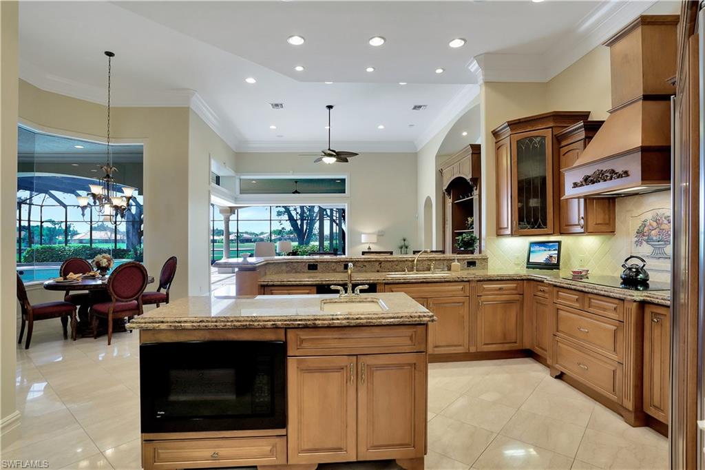 404 Terracina Way Naples, FL 34119 - Photo 9 of 26 Gallery Image 9
