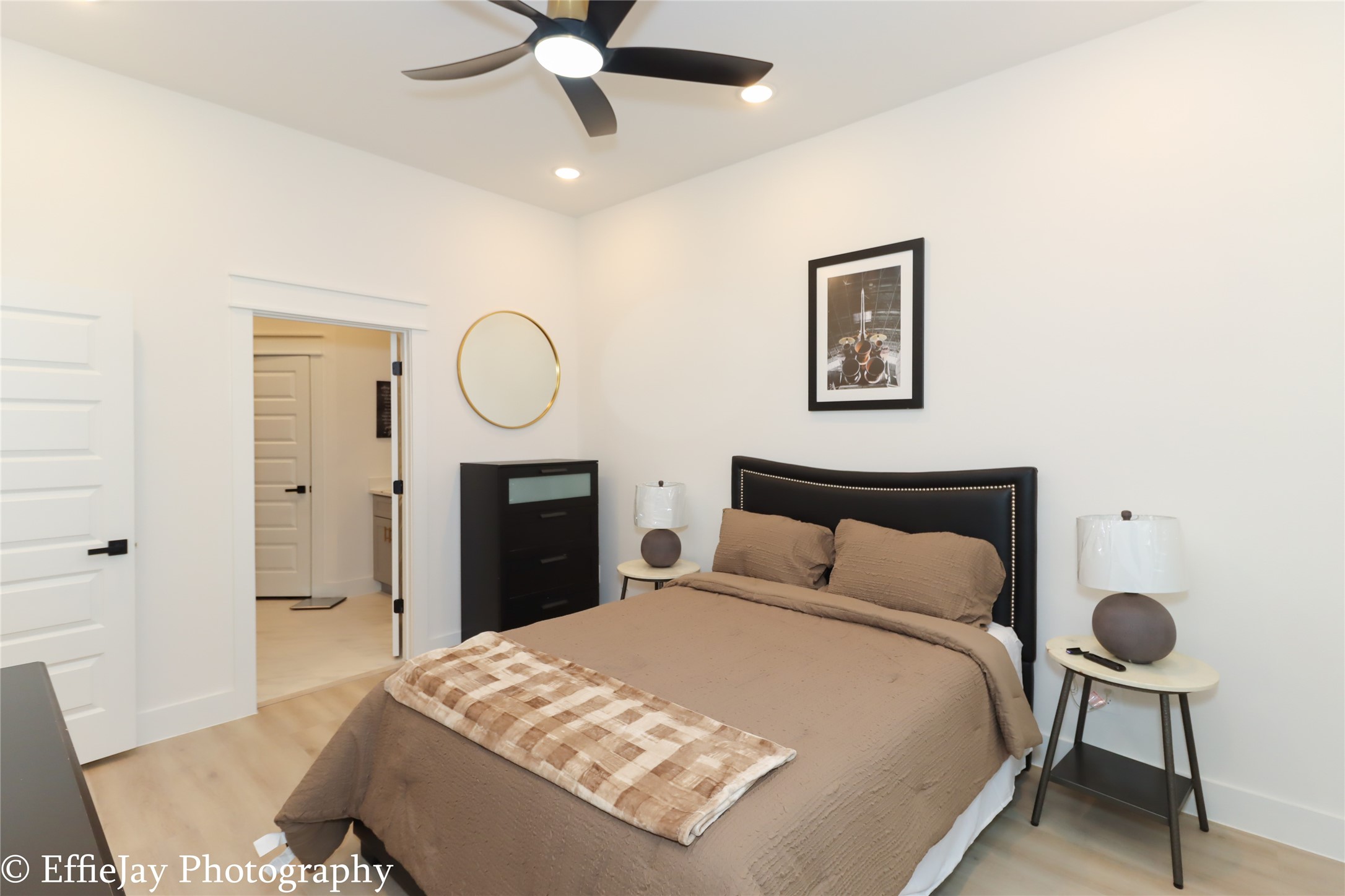 4834 Higgins Street, Unit B Houston, TX 77033 - Photo 9 of 19