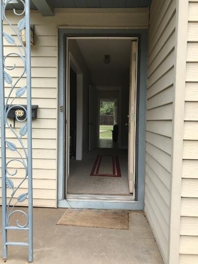 3012 23rd Street Lubbock, TX 79410 - Photo 2 of 13 87ee9d18-f2c4-4b46-8840-cecaa9249327