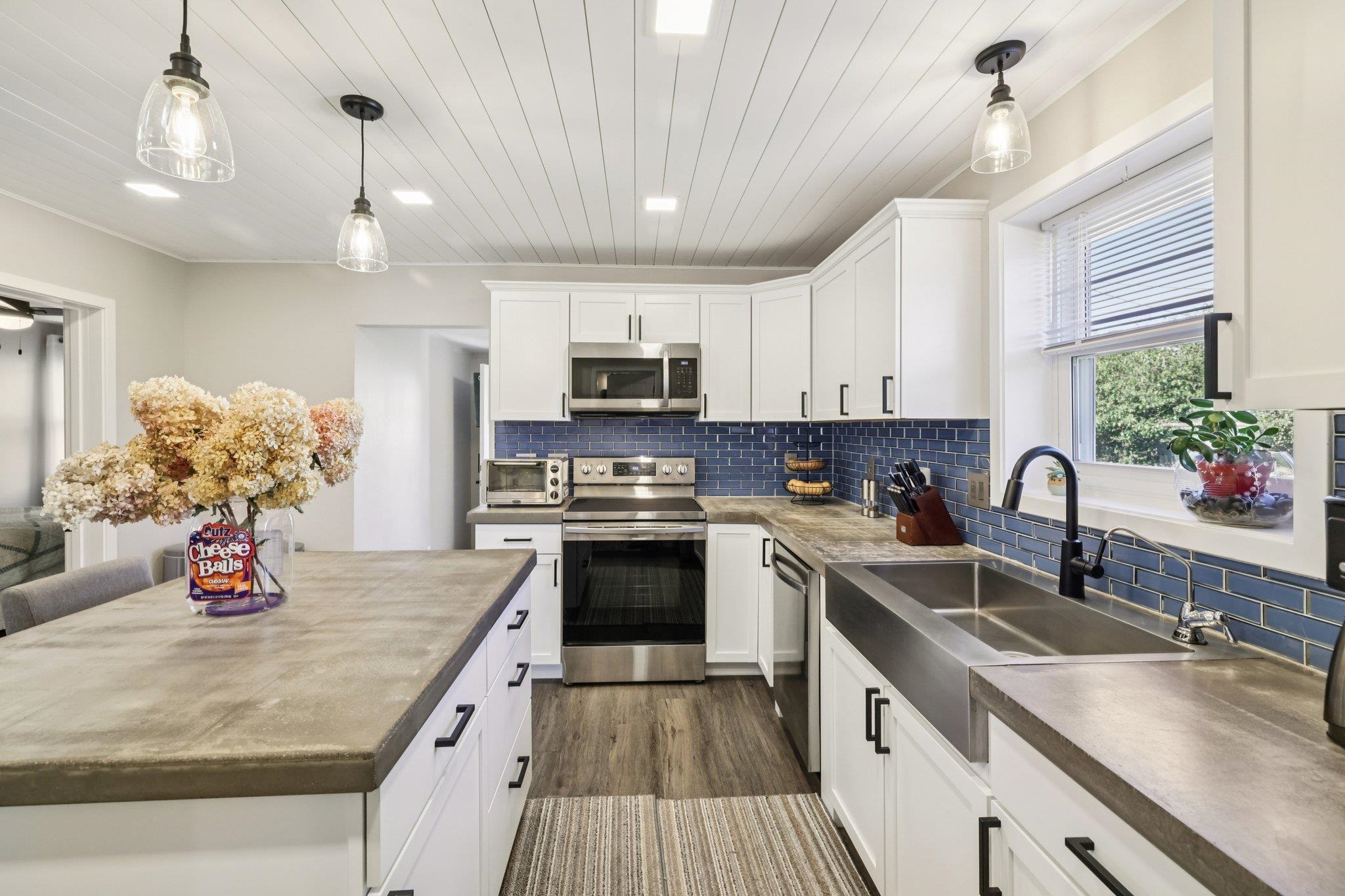 803 West Franklin Street Portage, WI 53901 - Photo 11 of 33