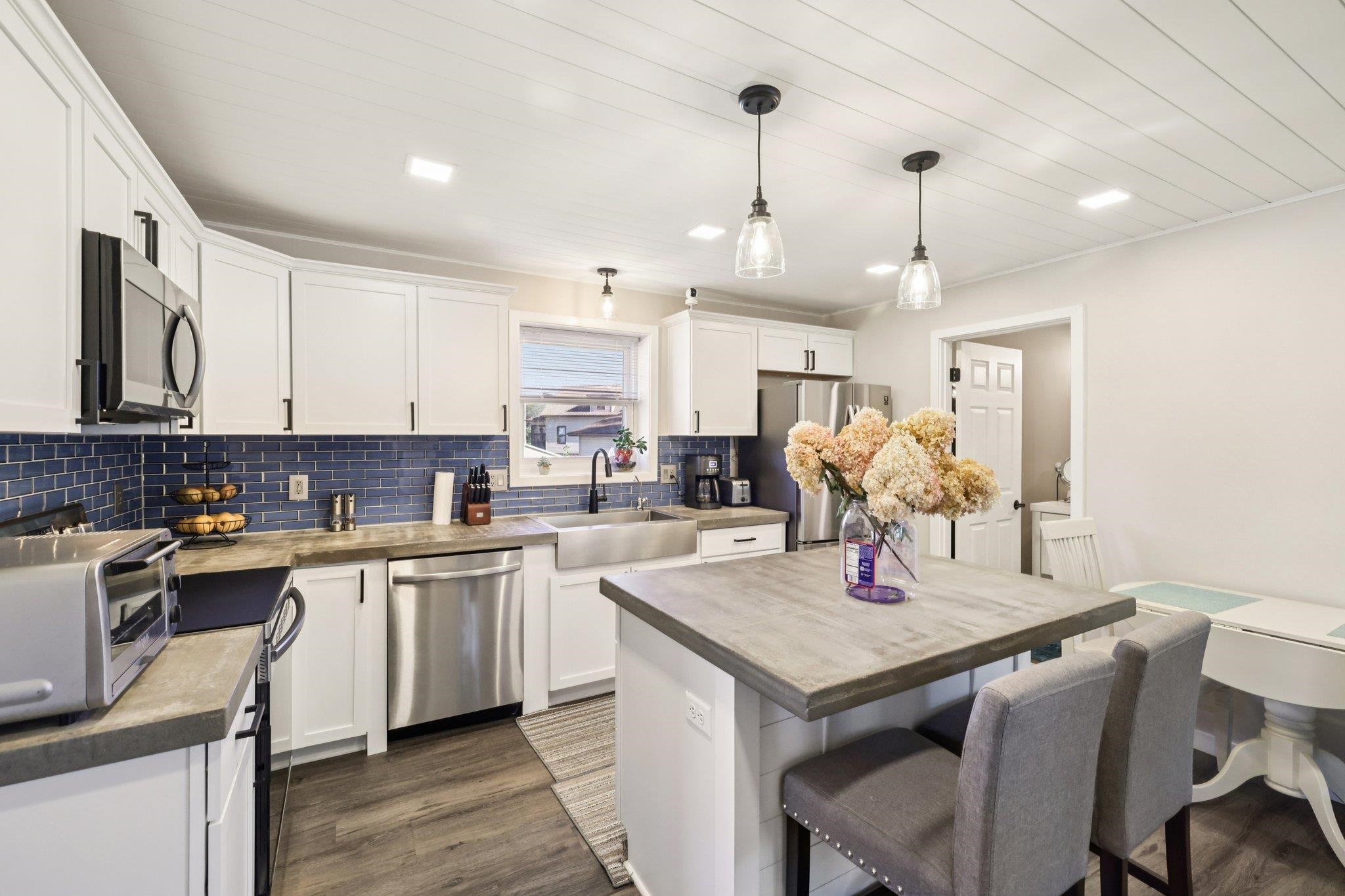 803 West Franklin Street Portage, WI 53901 - Photo 13 of 33