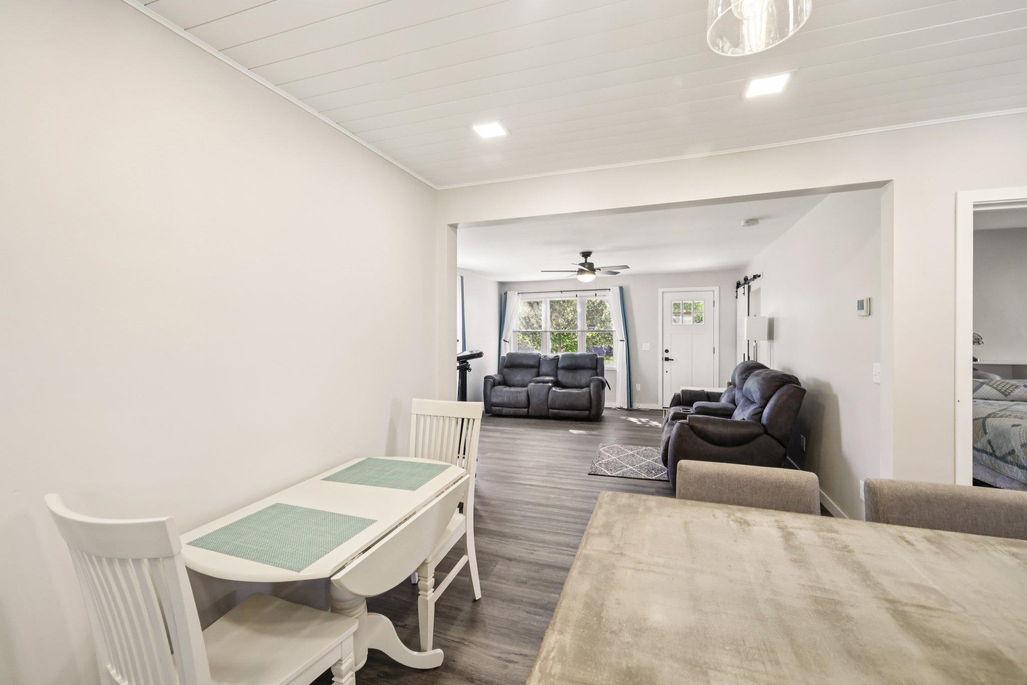 803 West Franklin Street Portage, WI 53901 - Photo 23 of 33