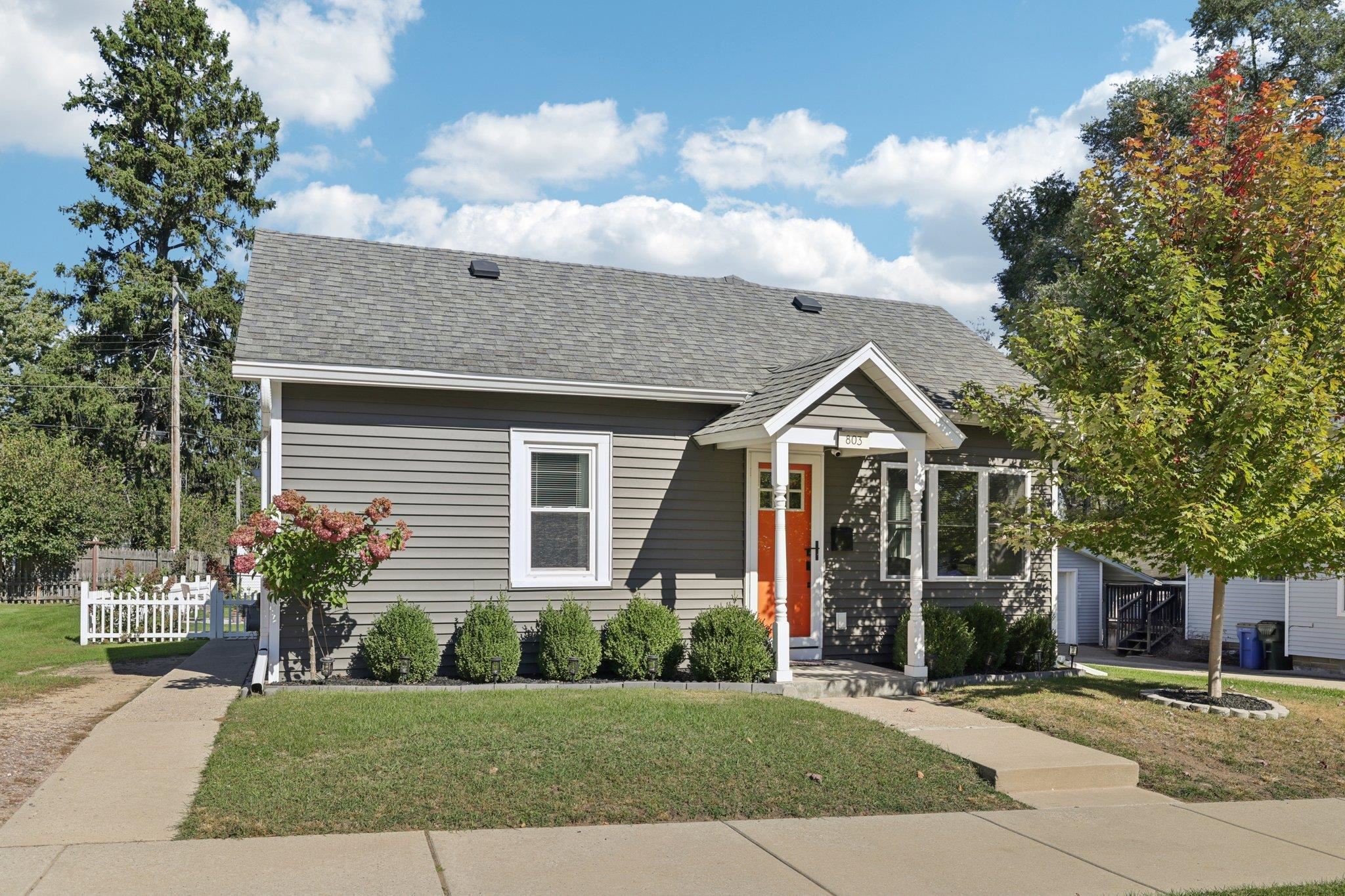 803 West Franklin Street Portage, WI 53901 - Photo 4 of 33