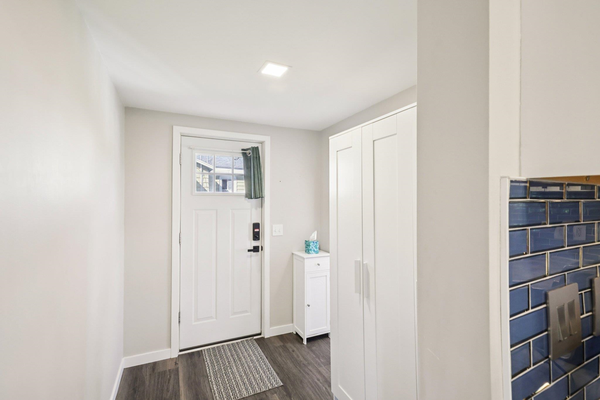 803 West Franklin Street Portage, WI 53901 - Photo 7 of 33