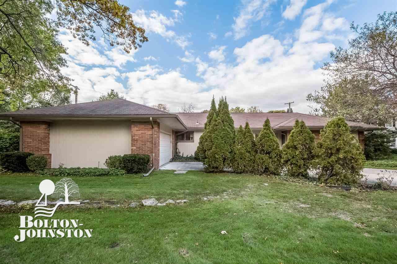 411 Barclay Road Grosse Pointe, MI 48236 - Photo 37 of 46 Exterior