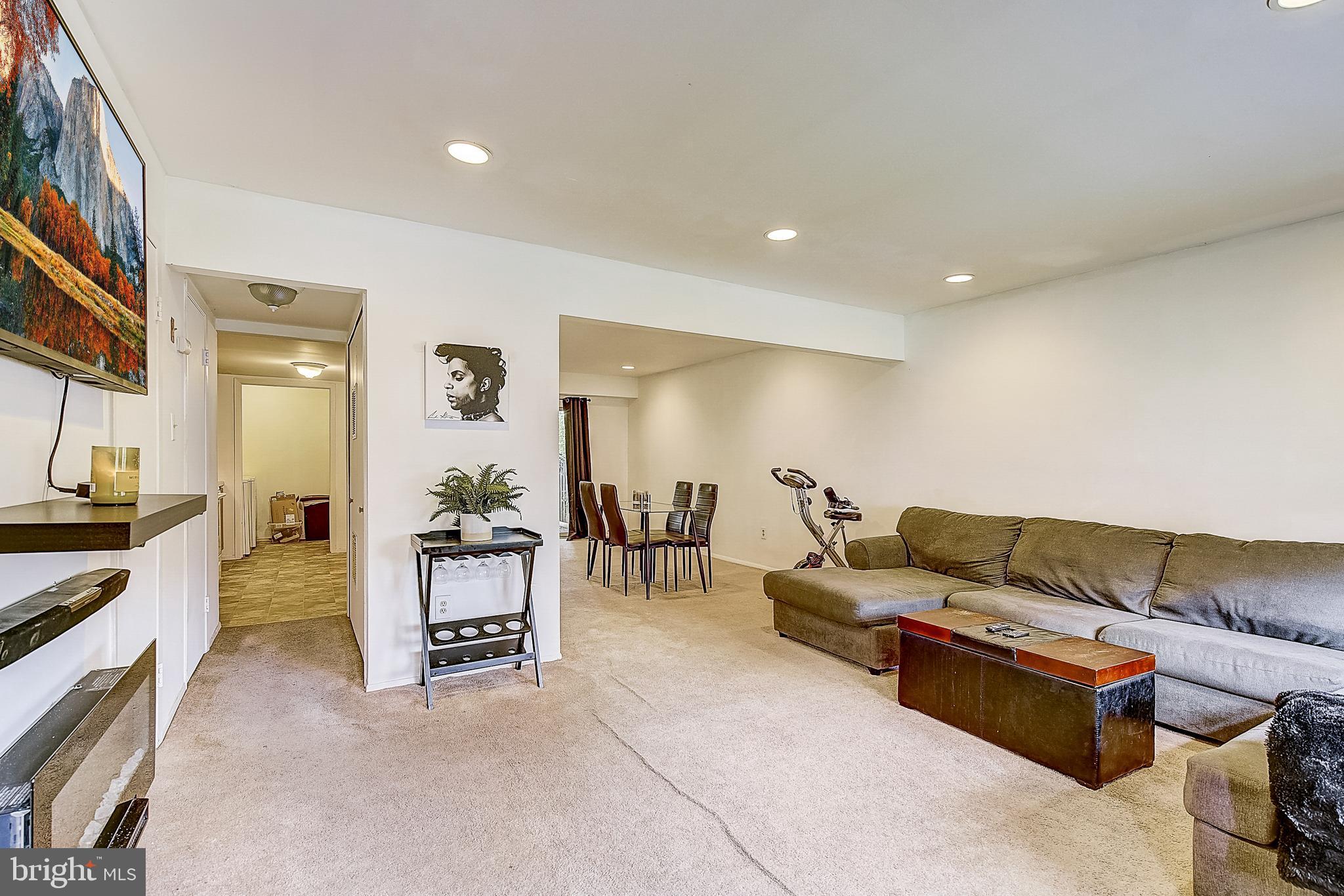 8 Rutledge Place Willingboro, NJ 08046 - Photo 4 of 30