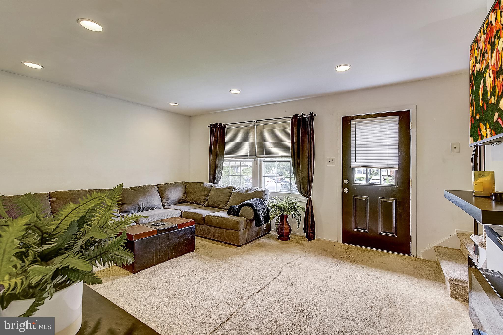 8 Rutledge Place Willingboro, NJ 08046 - Photo 6 of 30