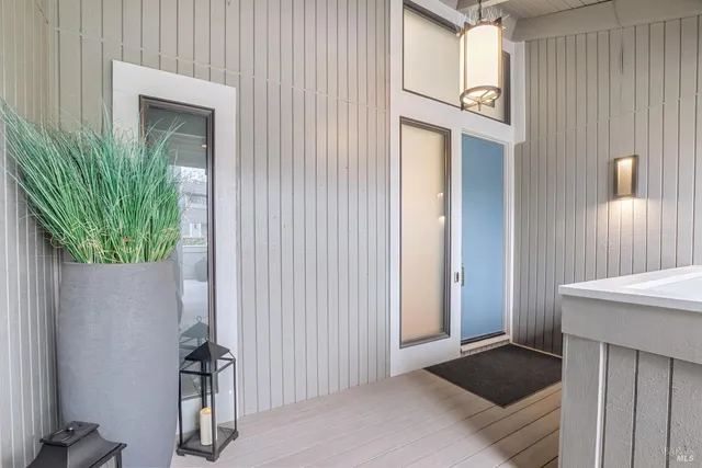 $2,490,000 | 350 Deer Hollow Drive, Napa, CA 94558