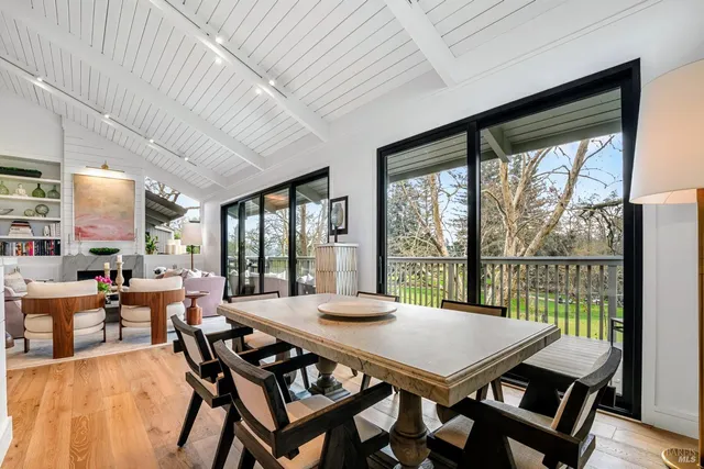 $2,490,000 | 350 Deer Hollow Drive, Napa, CA 94558