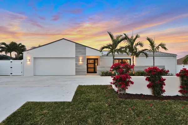 $18,000 | 441 South Lyra Circle, Juno Beach, FL 33408